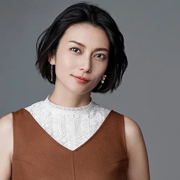 【画像】お前ら柴咲コウ（44）とイチャイチャしろって言われたらできる？