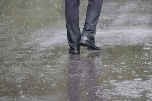 X界隈、「無言の帰宅」に続き「お足元の悪いなかお越し頂き」にキレ散らかし論争になるｗｗｗｗ