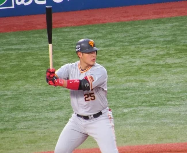 巨人重鎮OB「岡本和真は村上宗隆鈴木誠也と違ってメジャーで通用しない。体がデカいだけでパワーがない