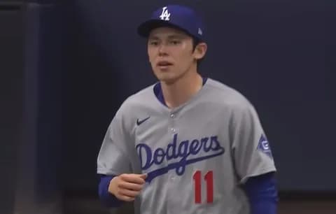 佐々木朗希、誕生日のテオのために熱唱するコミュ力お化け