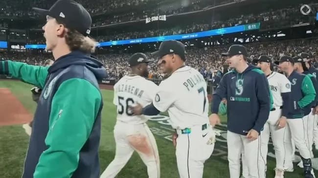 マリナーズが逆転で球団初のWS進出へ王手　8回に主砲ローリーの同点弾からスアレスが決勝満塁弾