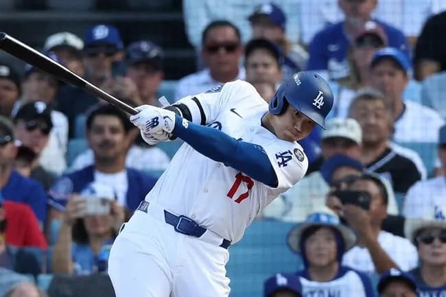 大谷翔平、3者連続三振後に先頭打者ホームラン！速度187.5km＆飛距離136mの衝撃弾