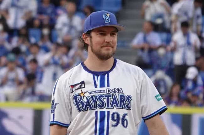 【悲報】DeNA・バウアー、「野球を続けるかわからない」自身の去就語る