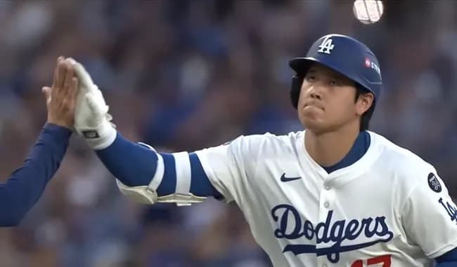 【画像】大谷さん、HR打ったのになんか悲しそう