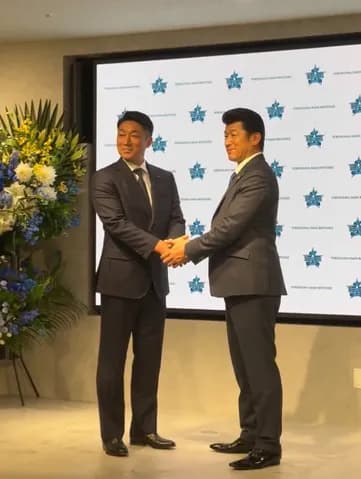 DeNA相川亮二新監督が公式発表　三浦大輔前監督の背番号「81」を引き継ぐ