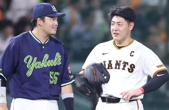 ヤンキース専門サイトが岡本和真と村上宗隆を比較「打撃と守備両方とも岡本和真のほうが上。さらに安い