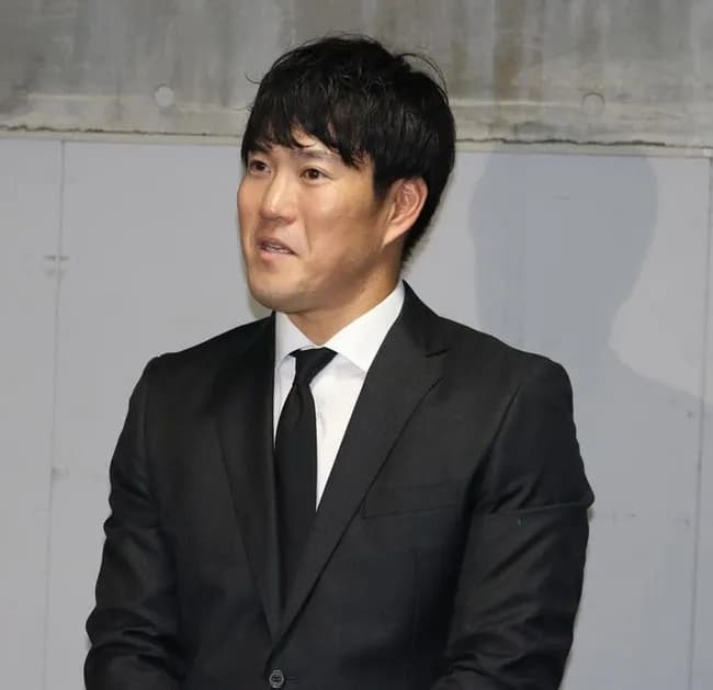 広島　磯村嘉孝、山足達也、韮沢雄也、名原典彦の４人に戦力外通告　プロ１５年目の磯村、今季わずか６試合出場にとどまる　名原は育成再契約へ