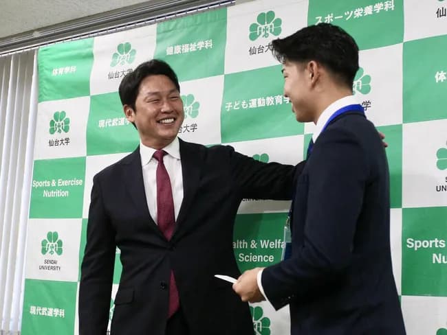 広島新井監督、ドラ1平川に「NPBの歴史上両打ちの長距離砲はいない。無限の可能性がある」