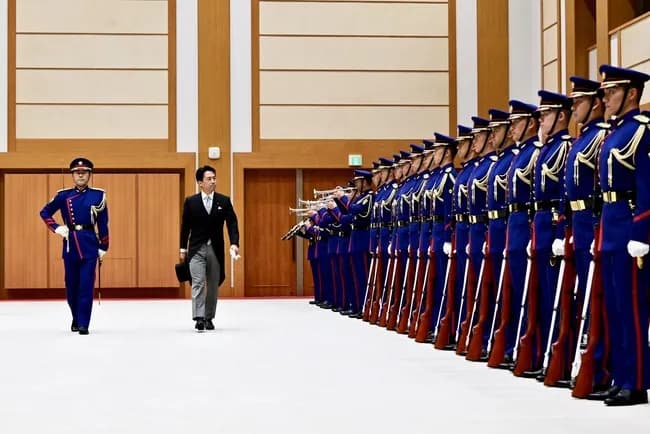 【画像】進次郎防衛大臣、風格がすごいｗｗｗ