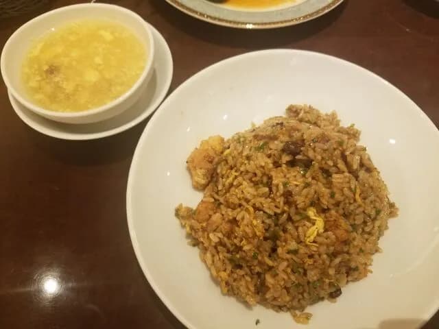 チャーハン牛丼ってなんでないの？