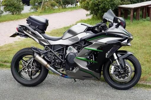 【朗報】大型バイクって最高の乗り物だよなｗｗｗｗｗｗｗｗｗｗｗｗｗｗｗｗ