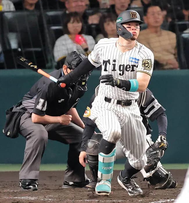 【阪神】佐藤輝明が来オフにも米大リーグ挑戦へ　ド軍・ベッツ、オ軍・菅野と同じ代理人事務所が有力