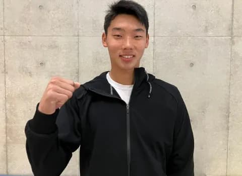 DeNA田内真翔　20万増で契約更改「レギュラーを目標に」オフはドバイＬ参加へ