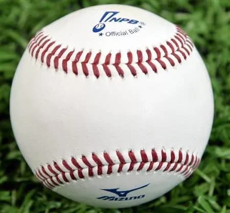 野球のボールってあんな硬くて重い必要ある？