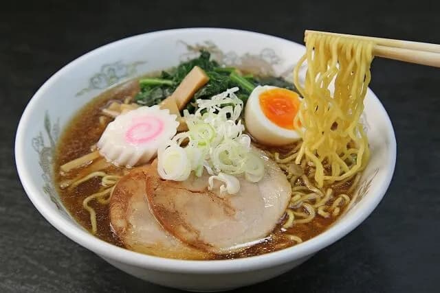ラーメン290円←安い　ラーメン500円←普通　ラーメン750円←ぼったくり