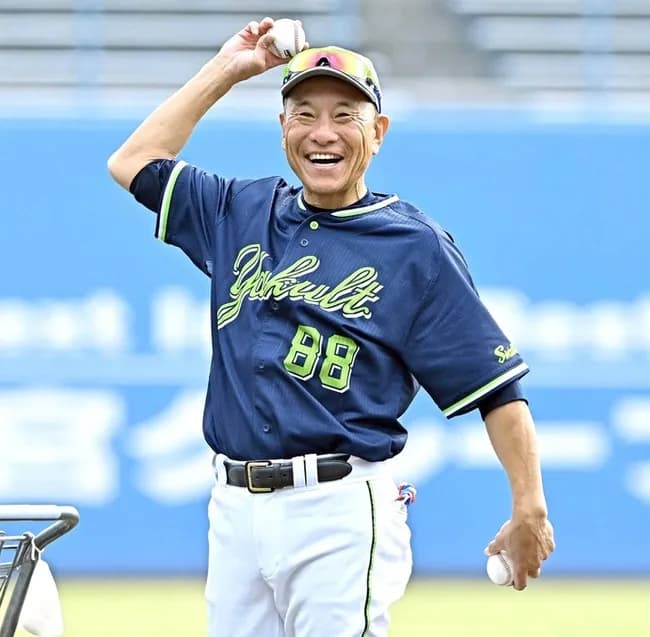 ヤクルト池山新監督、チームの課題を問われ「全部」