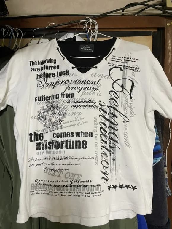 【朗報】　最近の小中学生、変な英字プリントシャツはもう着ない模様ｗｗｗｗｗｗｗｗｗｗｗ