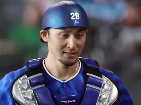 伊藤光 海外FA権行使！