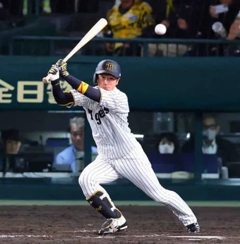 阪神　FA熟考中の近本光司31歳誕生日、球団公式に「いいね」3・9万　残留願うメッセージも続々