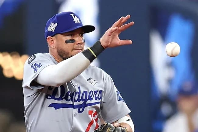 【MLB】ドジャースはロハスと「再契約するべきか？」地元メディアが問いかけ　ファンは「もう1年働く権利を得たはず」