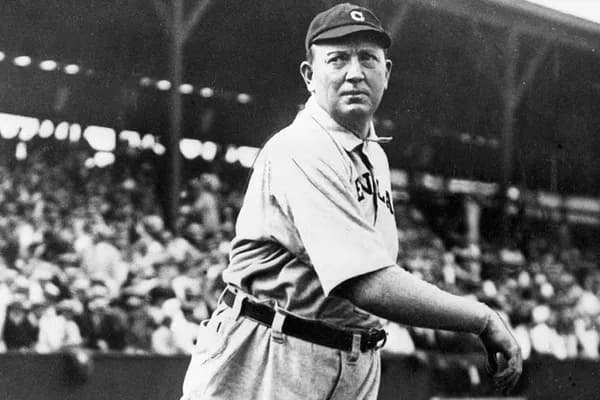 サイ・ヤング賞はあるのにべーブルース賞は何で無いの？