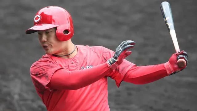 カープ渡邉悠斗を新井監督が称賛！「別人のようなスイング軌道になっている」