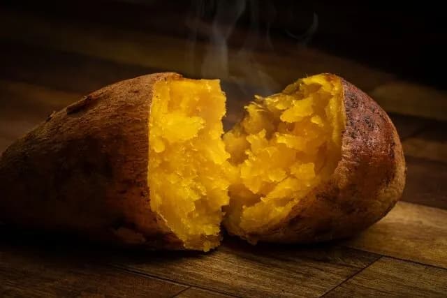 最近の焼き芋ってねっとり派が優勢なんか？