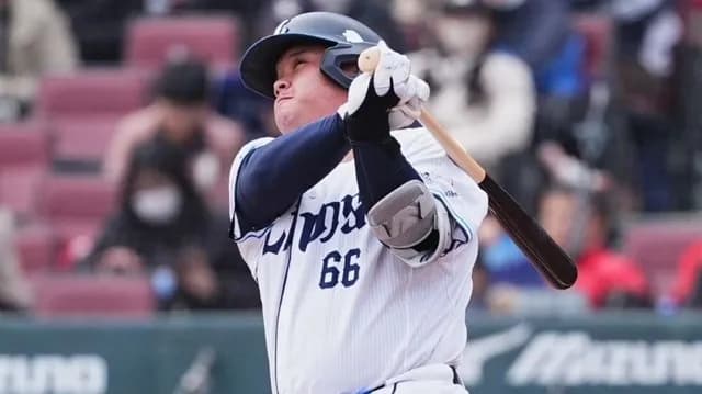 西武渡部トラアウで特大弾！←カープの補強ポイント『おかわり君型大砲』