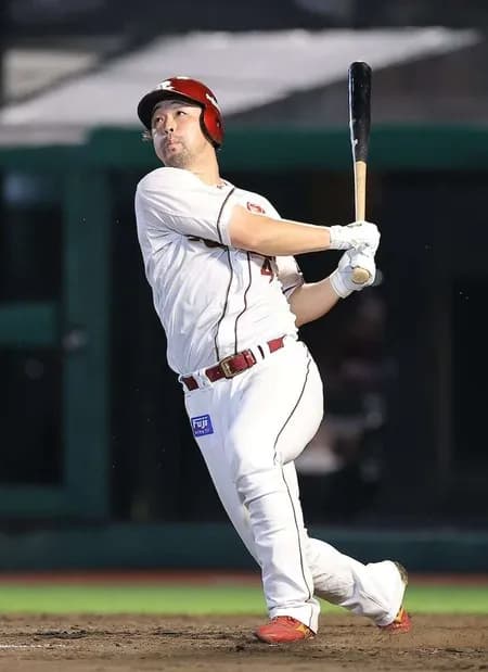 中日、阿部寿樹(35)の獲得調査　4年ぶり復帰へ