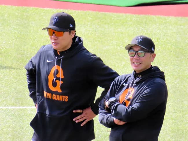 巨人　イ・スンヨプ氏に打撃コーチ就任を要請　阿部監督「１年間いてほしい。僕の方から正式にオファーは出してあります」　本人「家族と話して決めたい」