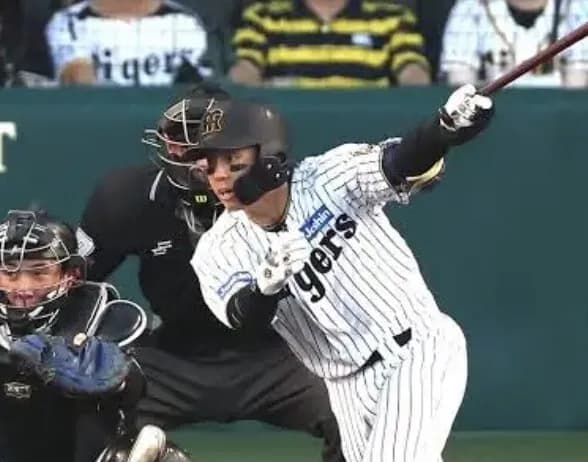 梅野隆太郎『功労者ですバントが上手いです』←文句言う奴はいないよな？