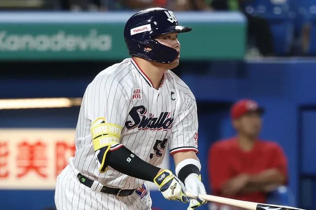 村上宗隆さんMLB雑魚チームからも実力を疑問視される