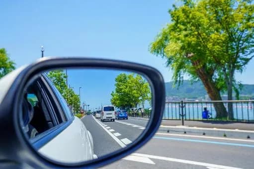 【悲報】ワイさん、ミラーを当て逃げされ120万円の修理代払うｗｗｗｗｗｗｗｗｗｗｗｗｗｗｗｗ