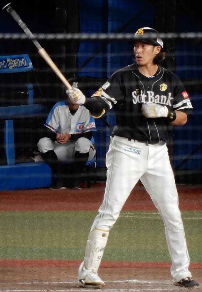 柳田悠岐(27).363 34本99点 32盗塁ops1.101←コイツ