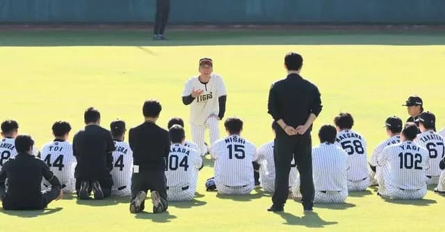 藤川球児監督、富田蓮に強烈ダメ出し「まだプロではない」