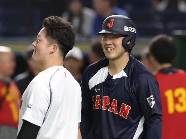 侍ジャパン　岡本和真がスタメン落ち　試合前練習では通常のフリー打撃行う　岡林もベンチスタート