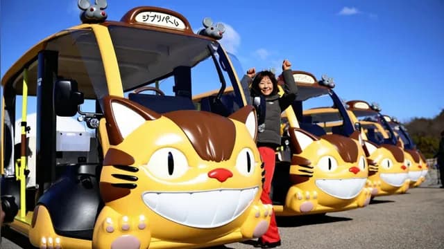 広島市内に『ネコバス』走るw w w w