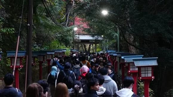 【悲報】高尾山、大混雑ｗｗｗｗｗｗｗｗｗｗｗｗｗｗｗｗｗｗｗｗｗｗ