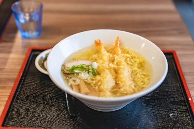 天ぷらうどん←ある、天ぷらそば←ある、天ぷらラーメン←ない