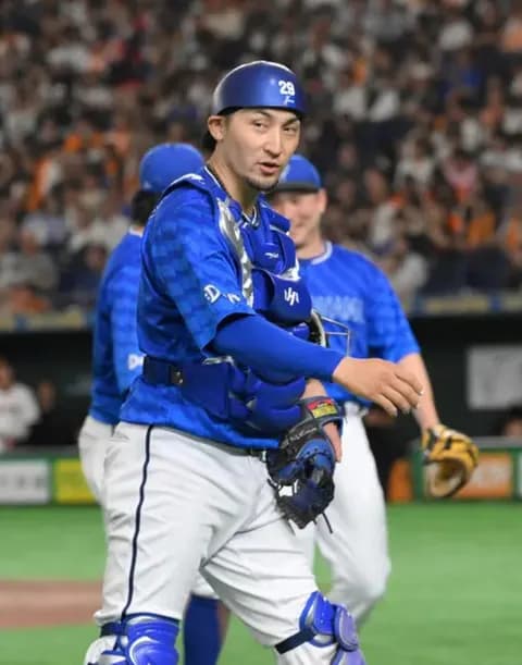 楽天　ＤｅＮＡから海外ＦＡ行使した伊藤光捕手契約合意