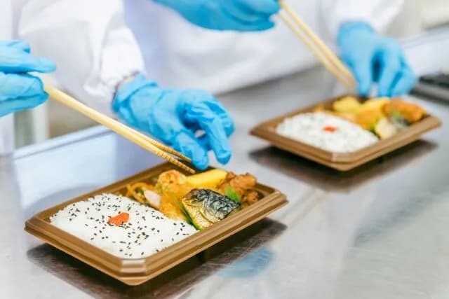 冬の間だけ食品工場でのライン作業の短期バイトやろうと思うんやけどさ