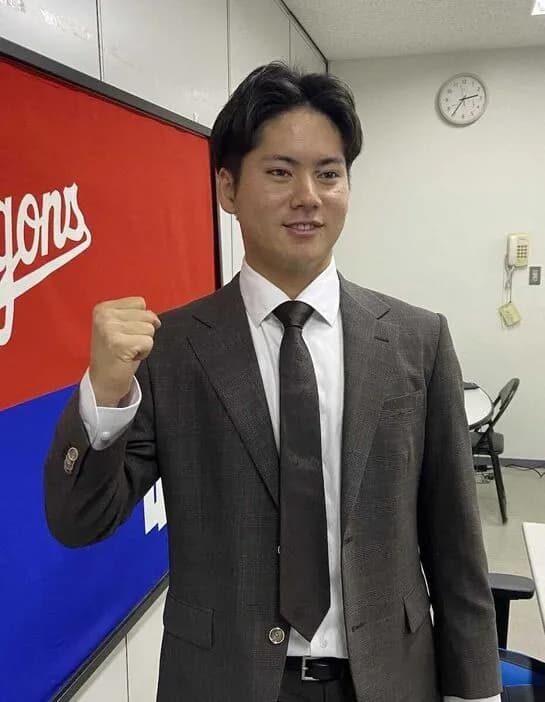 中日金丸（15先発 2勝6敗 防2.61 QS率80%）「来年の目標は２桁勝利。やっぱり２桁はカッコいい」