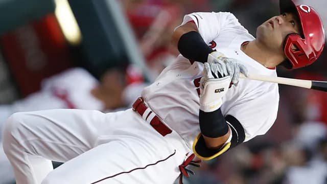 カープ末包昇大『和製四番』として一本立ちを！来季こそ主役に