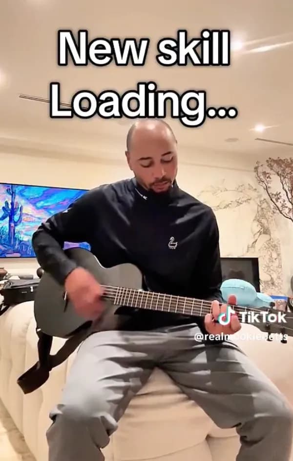 ムーキー・ベッツさん、何でも出来すぎていよいよギターまで弾けてしまう