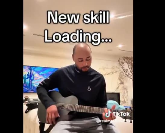 【朗報】ムーキー・ベッツさん、何でも出来すぎていよいよギターまで弾けてしまう