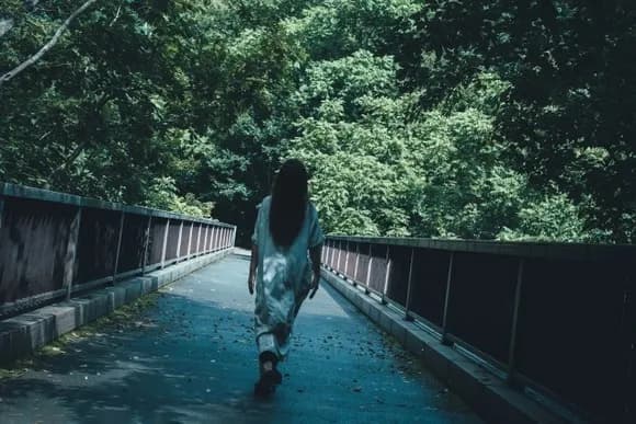 【疑問】実際「死後」とか「幽霊」とか存在しないよな・・・・・？