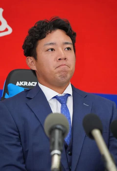 【中日】鵜飼航丞が80万円ダウンの1050万円で契約更改　打球音を意識し来季こそアーチ量産