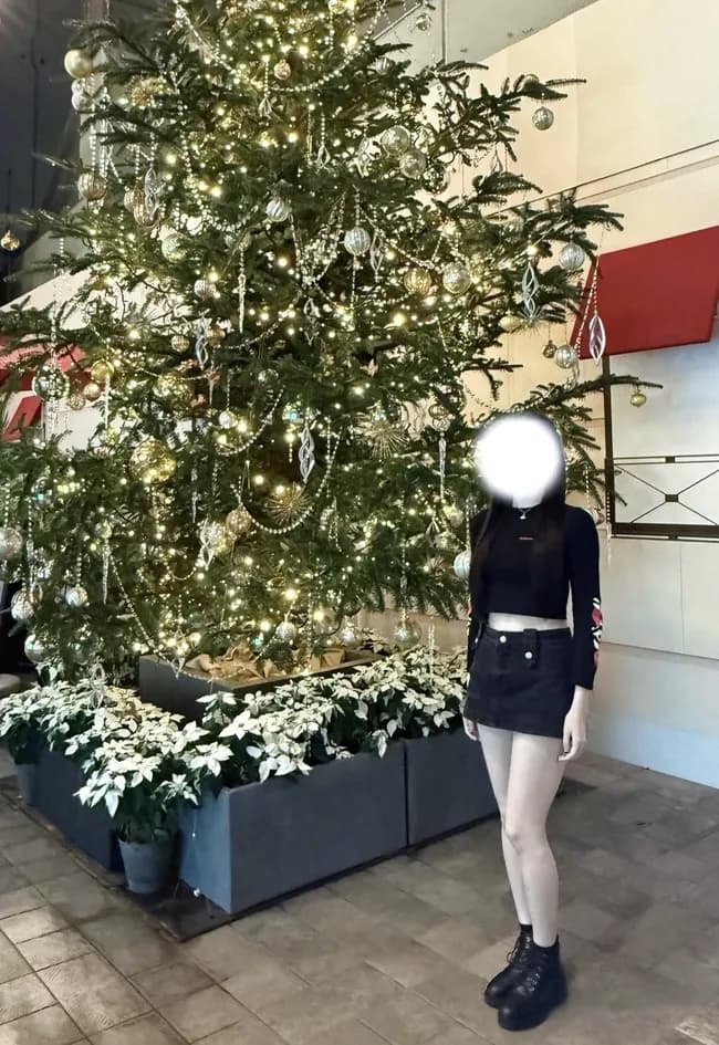 【朗報】tuki.（16）さん、まさに月のようなお顔をお披露目