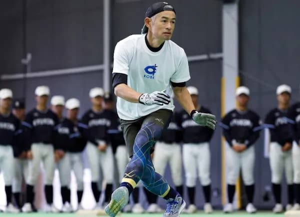 【超絶大悲報】イチロー、まさかの肉離れで走れず　高校生指導で