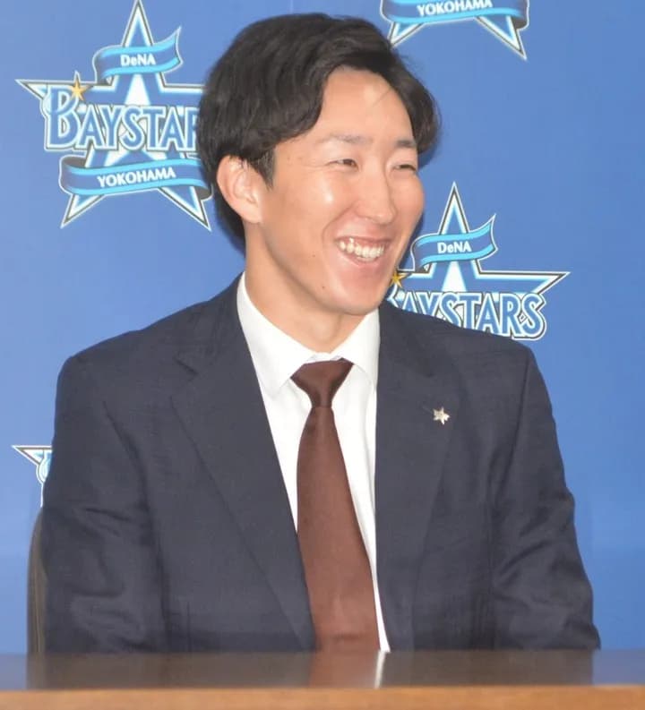 DeNA大貫投手が900万円減の年俸6300万円で契約更改 　10月に右肩を手術し、実戦復帰時期は来春3、4月頃を予定